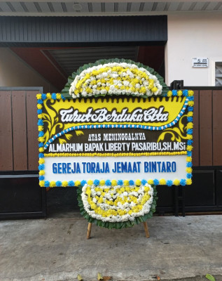 Papan Bunga Duka di Lannyna